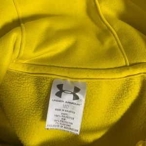 Ladies Underarmour sweatshirt